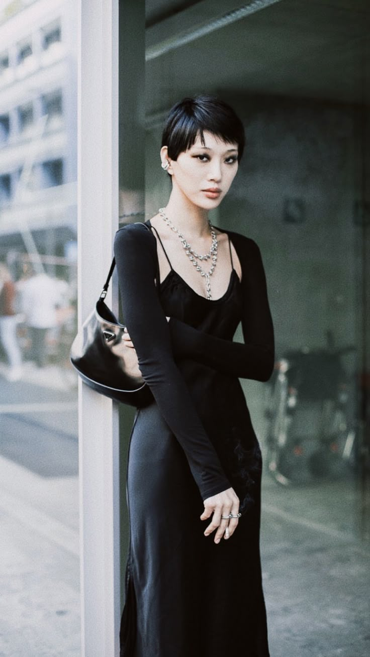 Sora Choi, Looks Black, Mode Inspo, Mode Vintage, Looks Style, Mode Inspiration, Look Fashion, Aesthetic Clothes, Pretty Outfits