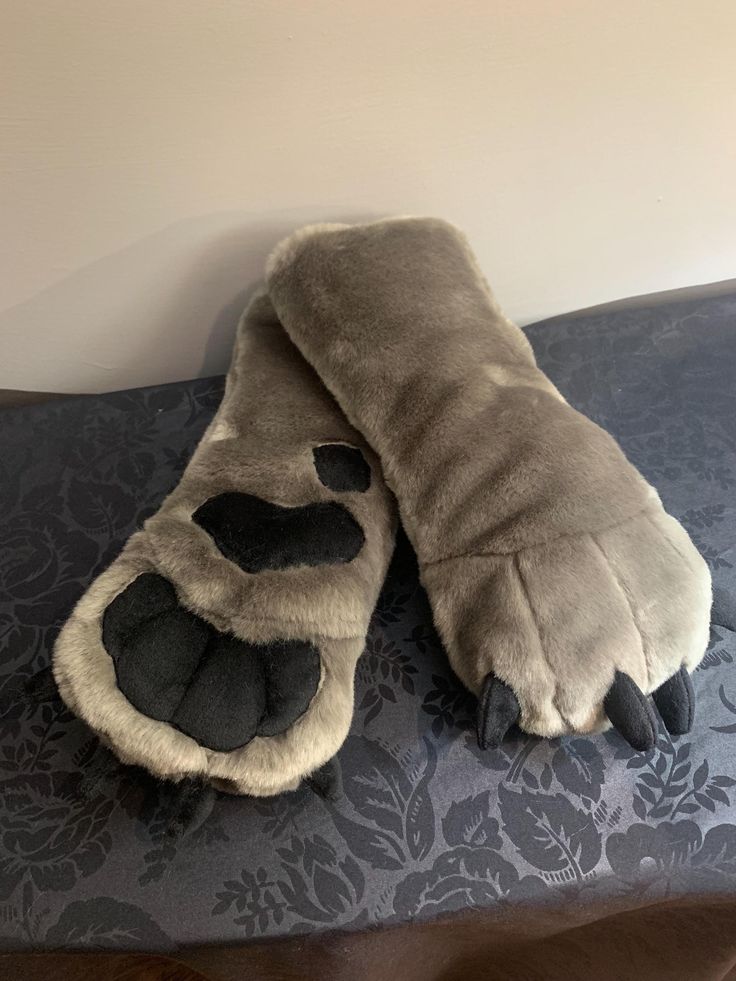 Up for grabs is this pre-made mitten paws!   Made using brand new material, is fully lined and super soft!  Paws were made using BreezyAkita paw pattern! Fursuit Paws, Soft Paws, Paw Pattern, New Material, Wolf Dog, Diy Creative, Adult Costumes, Creative Ideas, Favorite Outfit