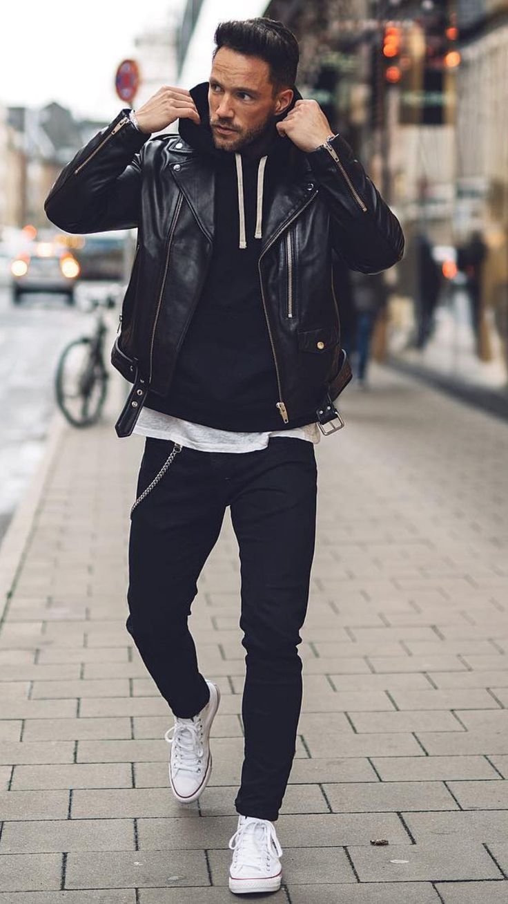 You'll Fall In Love With These Winter Outfits #winterfashion #fallfashion #mensfashion #streetstyle #magic_fox Daniel Magic Fox, Winter Wonderland Outfit, Menswear Outfits, Mens Fall Outfits, Mens Fashion Winter, Tee Shorts, Winter Pins, Vans Converse, Hoodie Streetwear