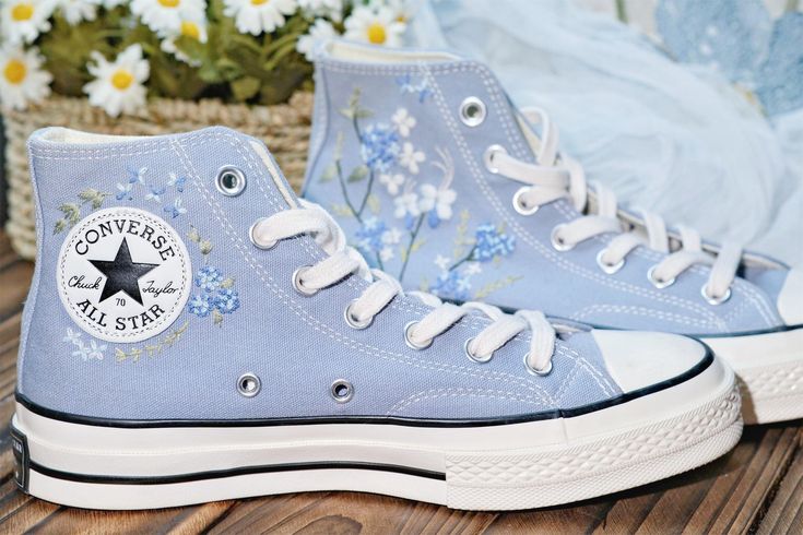 Thank you for visiting my store and reading these descriptions!! I believe you are looking for a "custom converse" for yourself. It is definitely a meaningful gift. These are shoes that I embroidered myself. I can embroider anything, such as your signature, flowers or your own pet. I hope my product will make you satisfied. The product is completely hand embroidered with special embroidery thread combined with skillful embroidery stitches. The price of the product includes shoes and embroidery. Chrysanthemum Garden, Cute Converse Shoes, Converse Design, Embroidered Sneakers, Embroidered Converse, Cute Converse, Pretty Sneakers, Preppy Shoes, Pretty Shoes Sneakers