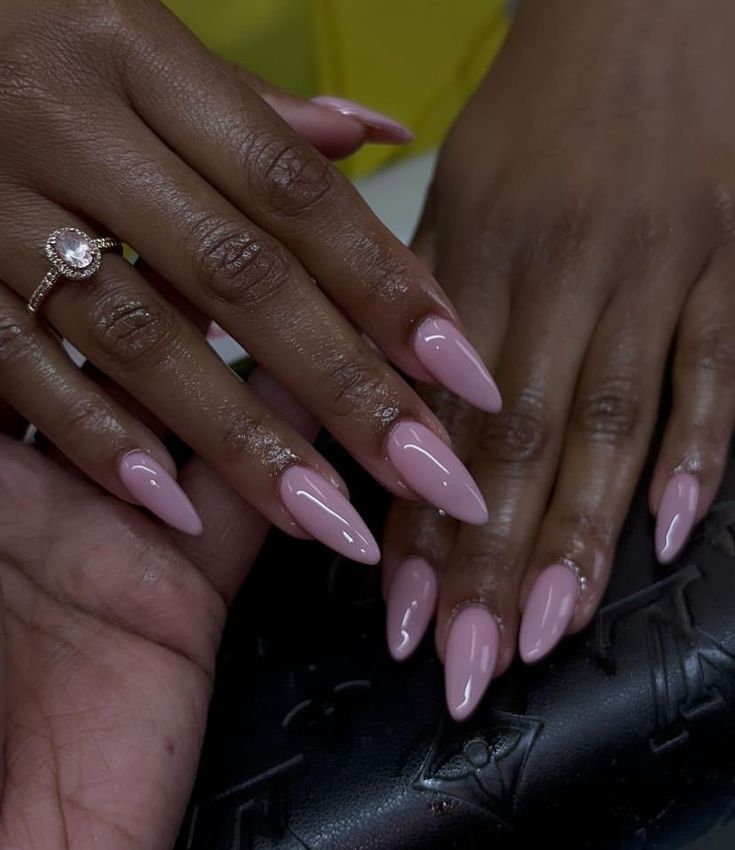 Almond Nail Inspo Solid Color, Gel X Nails Pink Almond, Simply Almond Nails, Pink Almond Nails Black Women, Celebrity Wedding Nails, Mandel Shape Nails, Girly Almond Nail Designs, Basic Nail Ideas Almond, Soft Gel Nails Design Ideas