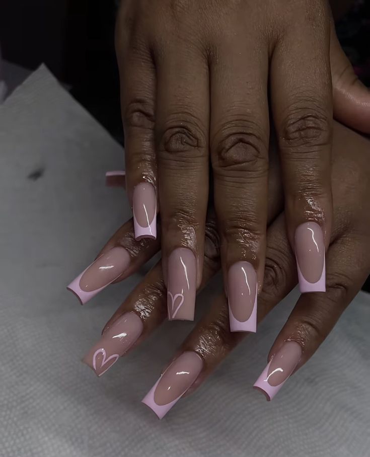 Pink Birthday Nails Short Square, Nail Inspiration Medium Length, Simple Medium Nail Designs, Birthday Nail Set Ideas Sweet 16, Mid Length Nails Acrylic, Dope Nail Designs Mid Length, French Tip Simple, Nails Pink Black, Drippy Nails