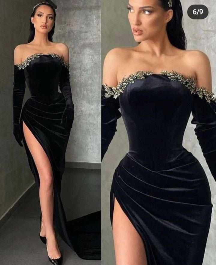 Velvet Prom Dress, Prom Girl Dresses, Black Prom Dress, Prom Dress Inspiration, Cute Prom Dresses, Black Prom, Pretty Prom Dresses, فستان سهرة, Prom Outfits