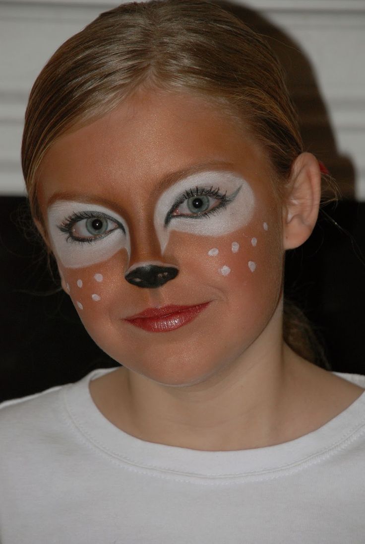 Images of people with Deer face paint For child | Deer Face Paint Deer Face Paint, Reindeer Face Paint, Deer Halloween Makeup, Carnaval Make-up, Mime Face Paint, Black Face Paint, Deer Makeup, Christmas Face Painting, Reindeer Costume