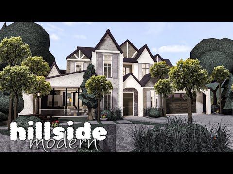 Bloxburg House Aesthetic Exterior, Suburban Houses Bloxburg, Aesthetic Bloxburg Exterior, Bloxburg House Ideas 2 Floor Layout Family Home, Suburban House Modern, Modern Suburban House Bloxburg, Bb House Layout, Hill Side Bloxburg Houses, Bloxburg House Ideas Hillside