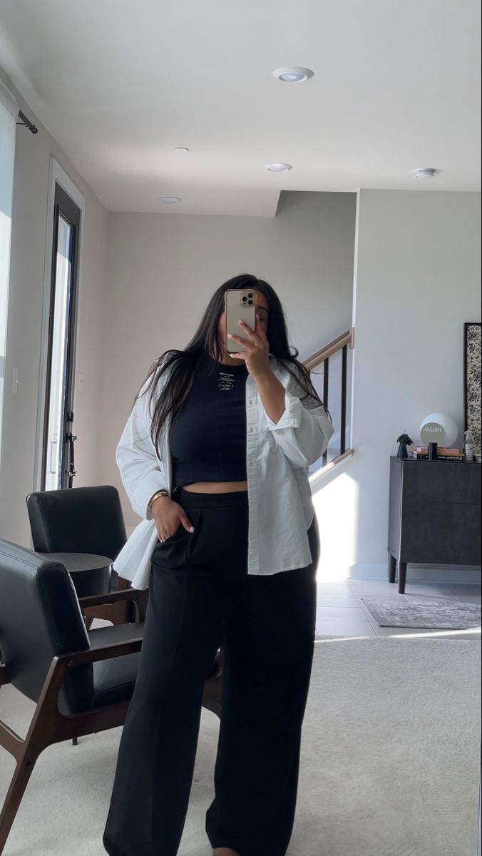 Orseund Iris, wide leg pants, trousers outfit, white shirt, spring outfit Mid Size Casual Outfit, Mid Size Body Outfits, Houston Trip, Summer Work Outfits Office Casual, Modest Fashion Christian, Summer Work Outfits Office, Mid Size Outfits, Oversized Outfit, Effortlessly Chic Outfits