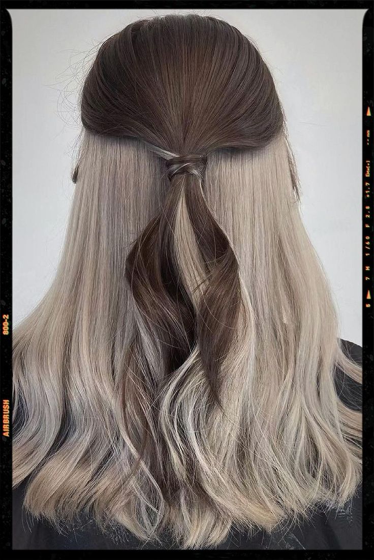 Hair Color Idea Brown Hair With White Peekaboo, White Peekaboo Hair, Two Tone Hairstyle, Brown Hair Underneath, Blonde Underneath Hair, Undercolor Hair, White Hair Highlights, Underdye Hair, Under Hair Color