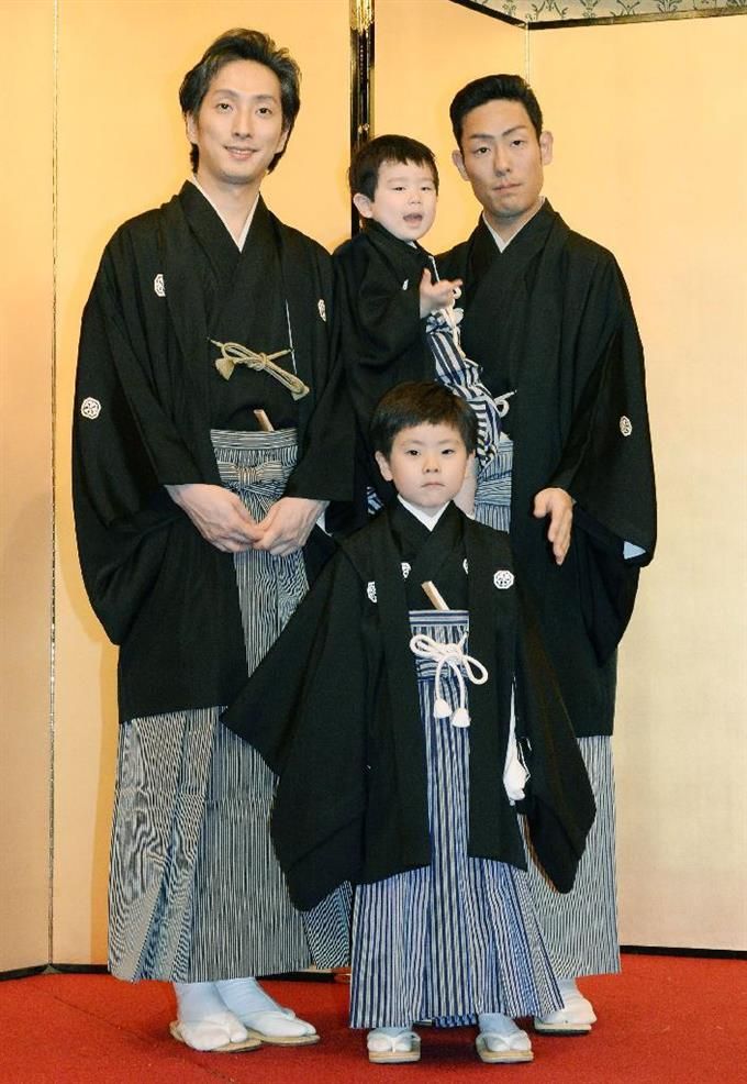 Bando Tamasaburo, Film Man, Beautiful Film, Japanese People, My Wife Is, Traditional Dress, Men Boys, Japanese Culture, Fashion Poses