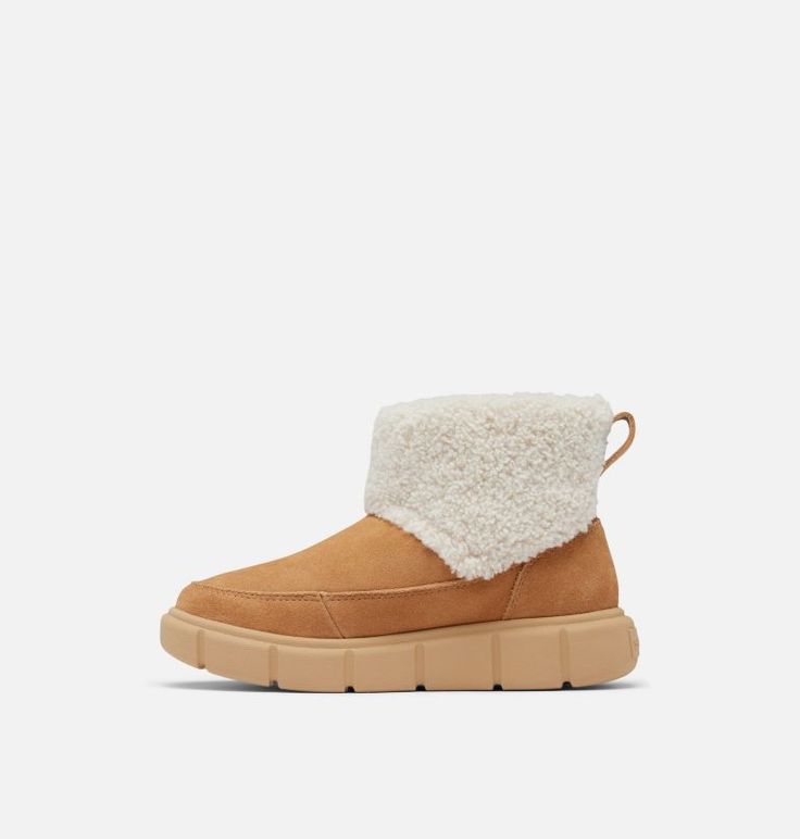 SOREL EXPLORER™ III Slip-On CZY combines cozy faux shearling, waterproof suede, and easy slip-on design for warm and dry feet. Sorel Explorer, Womens Waterproof Boots, Footwear For Women, Slip On Boots, Comfortable Boots, Kids Boots, Waterproof Boots, Boots Shoes, Sale Items