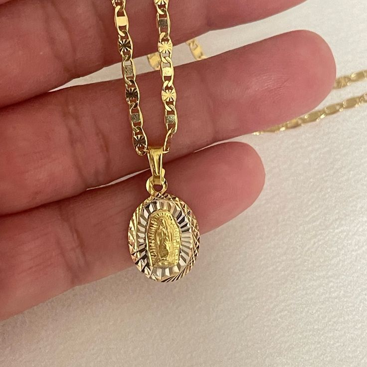 Neackles Design Gold, Mexican Gold Necklace, Latina Gold Jewelry, Gold Jewelry Mexican, Quince Necklace Gold, Gold Mexican Jewelry, Mexican Gold Jewelry, Hispanic Jewelry, Virgin Mary Necklace Gold