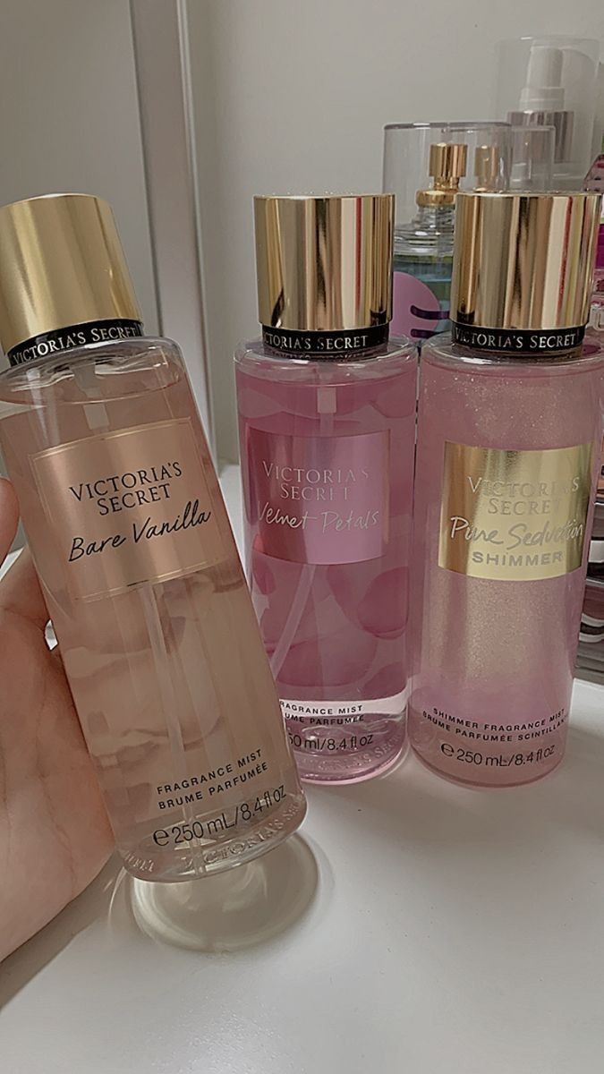 Victoria Secret Spray, Victoria Secret Perfume Body Spray, Perfume Victoria Secret, Profumo Victoria Secret, Victoria Secret Body Spray, Victoria's Secret Perfume, Victoria Secret Body Mist, Victoria Secret Outfits, Perfume Body Spray