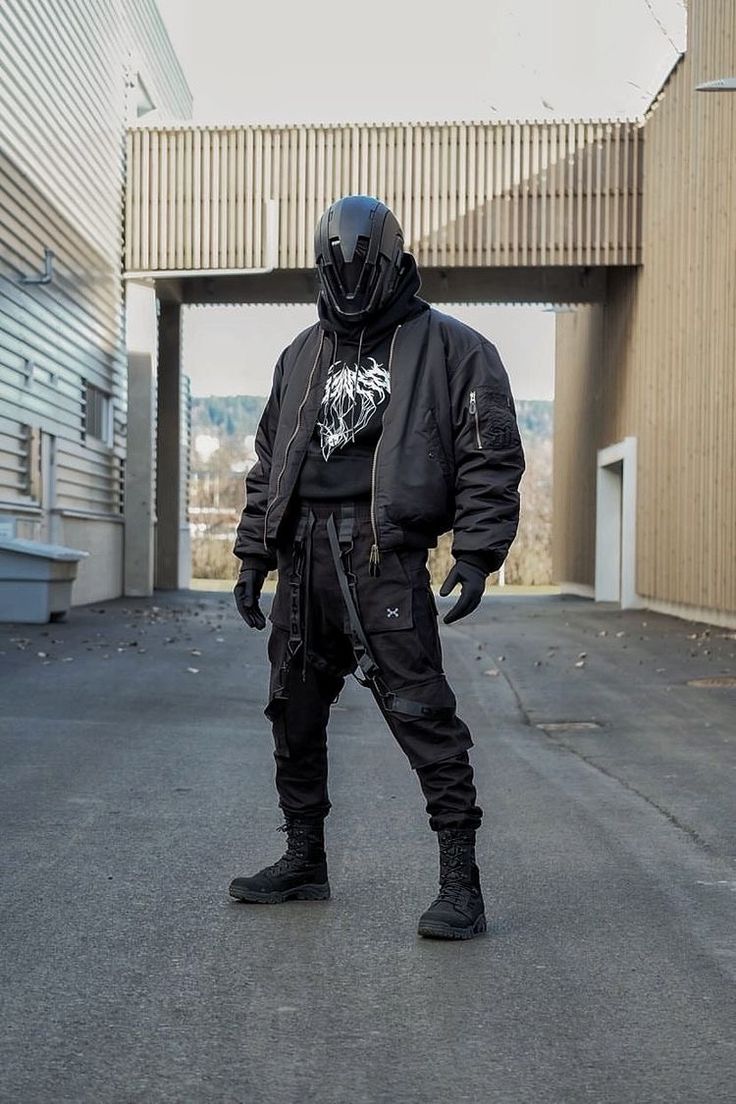 Techwear Girl, Tech Outfit, Web Of Lies, Cyberpunk Outfit, Tactical Fashion, Futuristic Clothing, Techwear Jacket, Tech Clothing, Techwear Pants