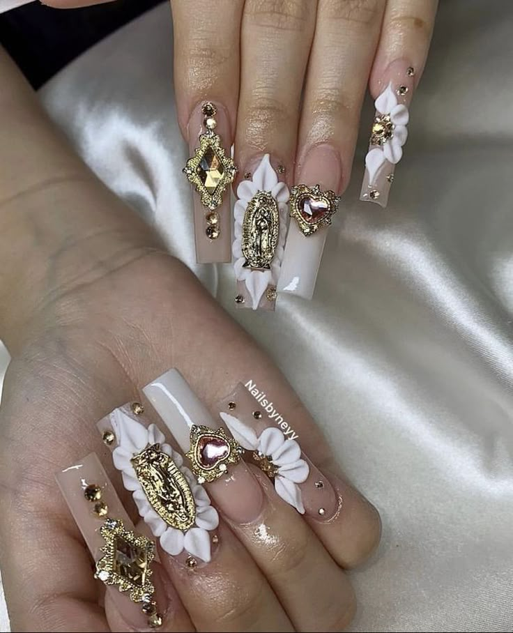 Quinceanera Nails Mexican, Virgen Acrylic Nails, Pink Nails Gems Bling, Pink Nails With Gold Gems, Saint Mary Nails, White Virgin Mary Nails, Enchanted Forest Nails Quince, Charro Quinceanera Decorations Ideas, White Virgencita Nails