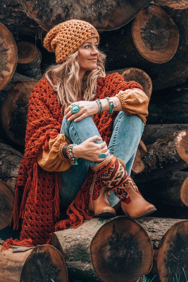 Bohemian Style Clothing Winter, Vetement Hippie Chic, Stile Hippie Chic, Looks Hippie, Look Hippie Chic, Boho Winter Outfits, Bohemian Winter, Stile Boho Chic, Moda Hippie