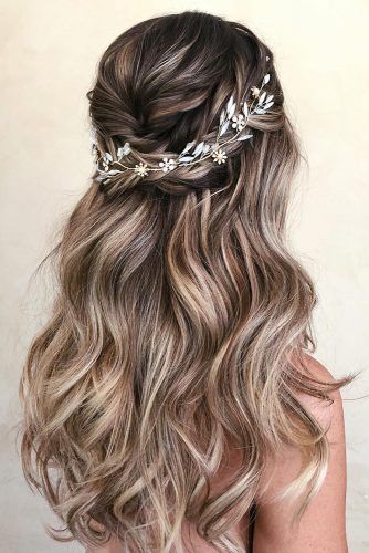 Wedding Hair Half, Wedding Hair Up, Blond Balayage, Best Wedding Hairstyles, Wedding Hair Down, Bridal Hair Vine, Wedding Hairstyles For Long Hair, Half Up Hair, Wedding Hair Pieces