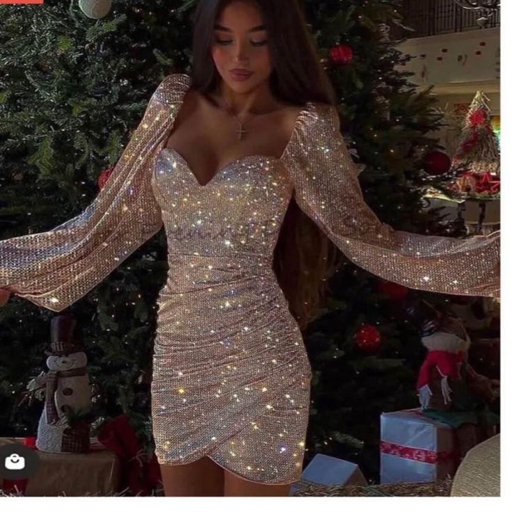 Board Panda, Hoco Dresses Long Sleeve, Hoco Dresses Long, Dama Dresses, Hoco Dresses Tight, Hoco Dresses Short, Stunning Prom Dresses, Prom Dress Inspiration, Cute Prom Dresses