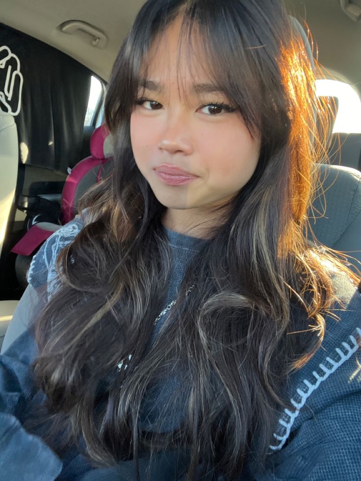 Sheer Bangs, Pretty Asian Hair, Haircut Layers And Bangs, Bangs Haircut For Round Face, Short To Long Bangs, Wispy Bangs Inspiration, Small Wispy Bangs, Wispy Bangs With Layers Round Face, Asians With Bangs