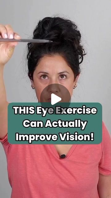 Missy Bunch | Movement + Neurology for Pros 👀🧠💪🏽 on Instagram: "WHY should you care? 🤔  Dr. Goldberg at @Stanford (chair of ophthalmology) said this eye exercise (called a smooth pursuit) can actually improve vision and doesn’t just work the eye muscles.  🤯This is a significant piece of information that should be on every billboard on every highway across our entire country.  🤯It should be on every new station and all over social media.  🤯People should be sharing this with their loved ones, especially if they’re over 40 years old.  But here I am in my little corner of the Internet, shouting as loud as I can, for anyone who’s willing to listen 😂  👁️ Eye exercises matter.  👂🏼 Vestibular exercises matter.  They’re intimately connected if you didn’t know that ➡️ 👀 +👂🏼  🧠 Neurol Vestibular Exercises, Eye Health Remedies, Eye Muscles, Improve Vision, Eye Facts, Home Remedy For Cough, Skin Natural Remedies, Eye Sight Improvement, Eye Exercises