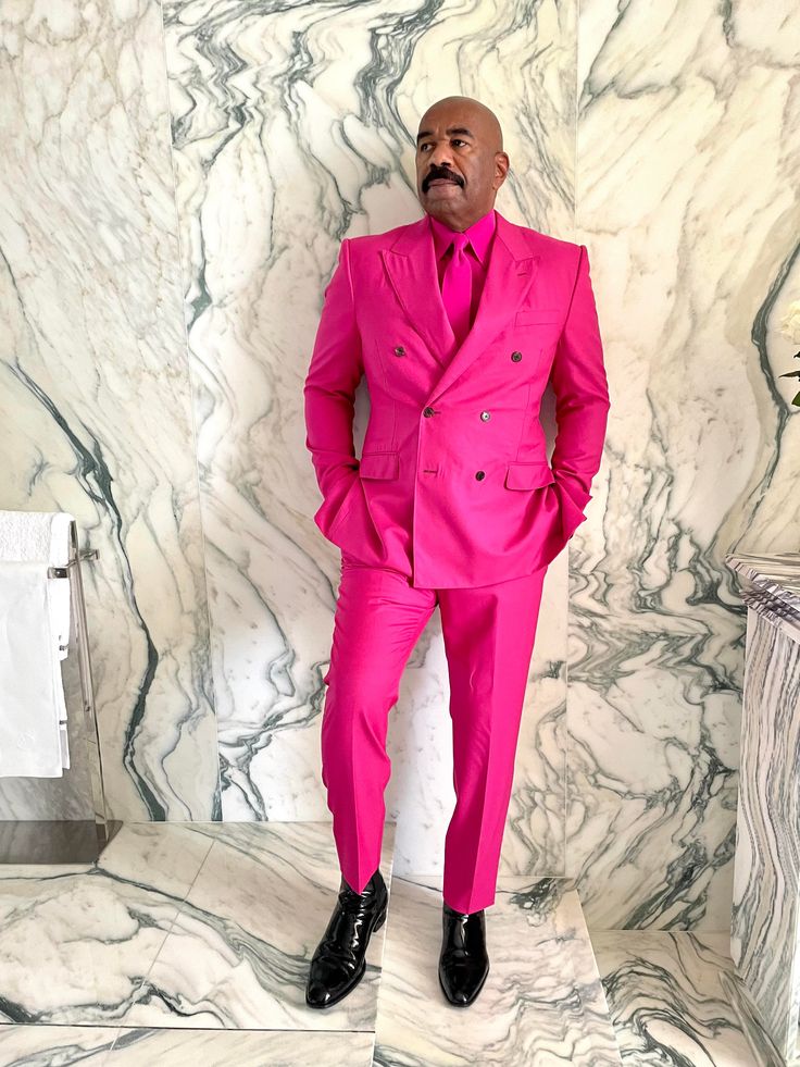 Oldies Aesthetic, Harvey Suits, Grad Fits, Pink Suit Men, Steve Harvey Suits, Moody Photography, Suits Clothing, Green Suit, Steve Harvey