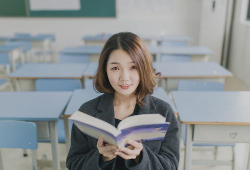 The IELTS reading test has 3 sections. The IELTS Reading exam lasts for 1 hour. You will need to answer all questions and mark your answers on a separate answer sheet, unlike the listening test you Ielts Reading, Best Nursing Schools, Female Teacher, Nursing Programs, Certificate Programs, Scholarships For College, Learn A New Language, Asian American, Online School