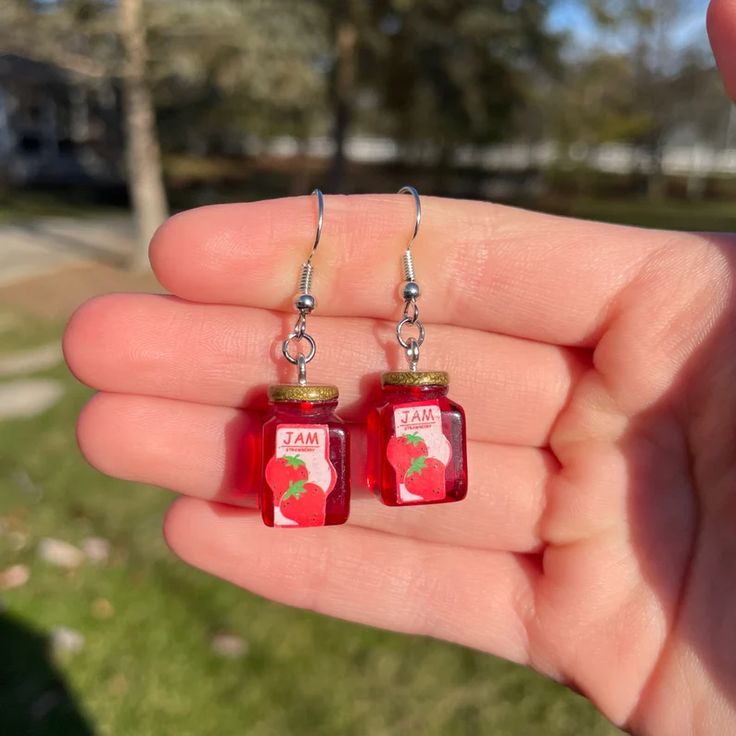 مربى الفراولة, Silly Earrings, Jar Earrings, Strawberry Jewelry, Crazy Earrings, Romantic Earrings, Bottle Earrings, Unique Jewelry Gifts, Food Earrings