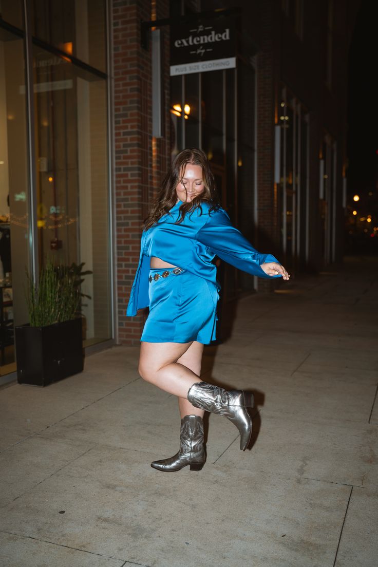 Dress to impress for your girls' night out by styling our Penelope Top & Skirt with cute metallic cowboy boots and a staple silver chain belt. Get ready to turn heads and make memories!

plus size, mid size, plus size clothing, plus size fashion, plus size outfit inspo, plus size outfit ideas, plus size matching sets, plus size tops, plus size skirts Metallic Cowboy Boots, Outfit Inspo Plus Size, Outfit Ideas Plus Size, Plus Size Outfit Ideas, Silver Chain Belt, Plus Size Outfit, Tops Plus Size, Clothing Plus Size, Fashion Plus Size