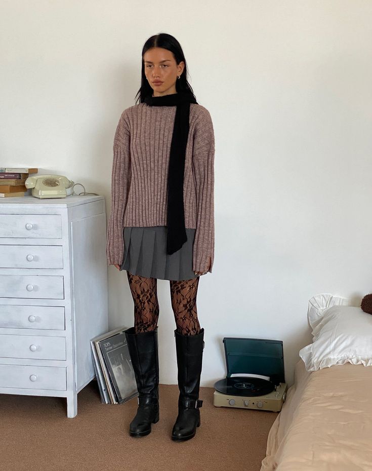 Autumn Jumper Outfit, Long Jumper Outfit, Autumn Skirt Outfit, Jumper And Skirt Outfit, Nylons Outfit, Rib Knit Jumper, Autumn Sweaters, Extra Outfits, Sweater With Lace