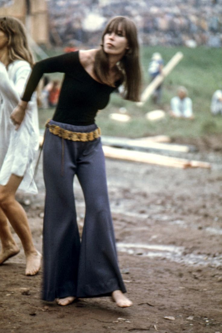 Woodstock Fashion, Looks Hippie, 70s Inspired Outfits, Moda Hippie, 60s 70s Fashion, Mode Hippie, 60s And 70s Fashion, 70s Inspired Fashion, 70s Outfits