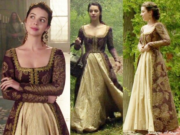 Mary Stuart Reign Outfits, Marie Stuart, Reign Fashion, Reign Dresses, Mary Dress, Mary Stuart, Old Fashion Dresses, Fantasy Gowns, Medieval Clothing