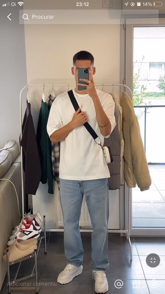 Trendy Boy Outfits, Mens Summer Outfits, Mens Casual Outfits Summer, Men Fashion Casual Shirts, Mens Trendy Outfits, Street Style Outfits Men, Mens Casual Dress Outfits, Men Stylish Dress, Street Fashion Men Streetwear