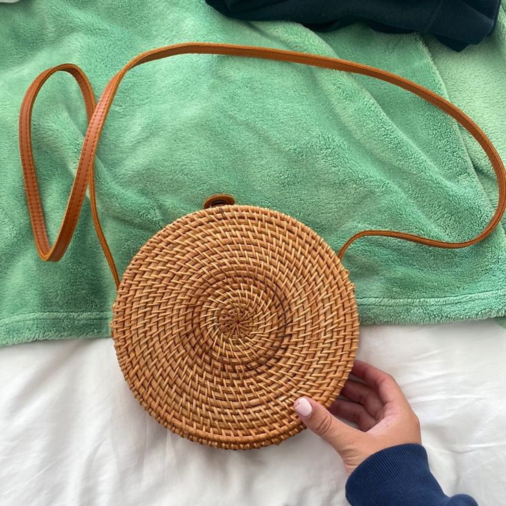 Circular Purse, Woven Basket Basket Purse, Woven Basket, Crossbody Bags, Bag Lady, Purse, Women Shopping, Color