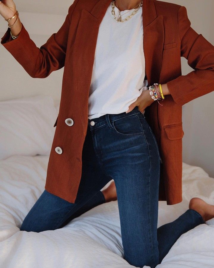 Rust blazer Orange Blazer Outfits, Spring Jacket Outfit, Blazer Outfits Casual, Orange Blazer, Blazer Outfits For Women, Can't Stop Won't Stop, Summer Outfit Inspiration, Blazer Outfits, Blazer Fashion