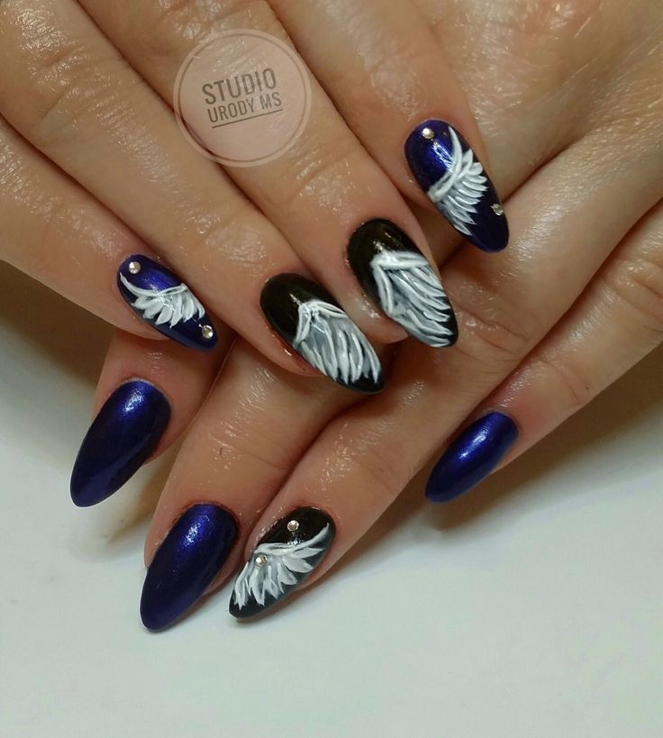 Angels wings Angel Wing Nails Acrylic, Wings Nails, Wing Nails, Supernatural Nails, Feather Nail Designs, Bandana Nails, Beach Themed Nails, Angel Nails, Teal Nails