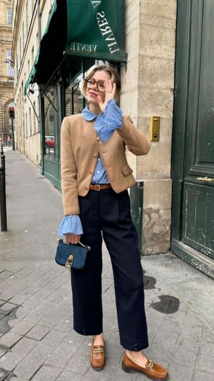 Brown Loafers Outfit Women, Loafers Shoes Outfit, Loafer Outfits Women, Loafers Women Outfit, Loafers Outfit Women, Loafer Outfits, Ballet Flats Outfit, Cute Overalls, Business Professional Outfits