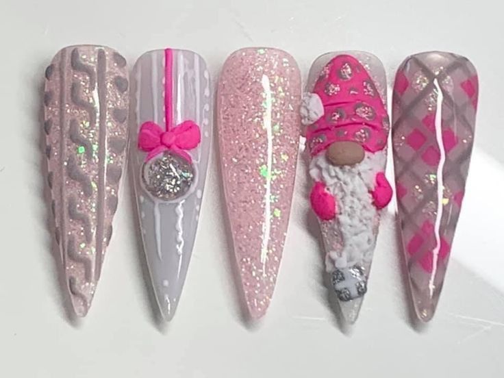 Christmas Nails With Rhinestones, Pink Xmas Nails, Christmas Nails Stiletto, 3d Christmas Nails, Nail Decoration Ideas, Nails Polish Designs, New Years Nail, Acrylic Nail Designs Coffin, Christmas Press On Nails