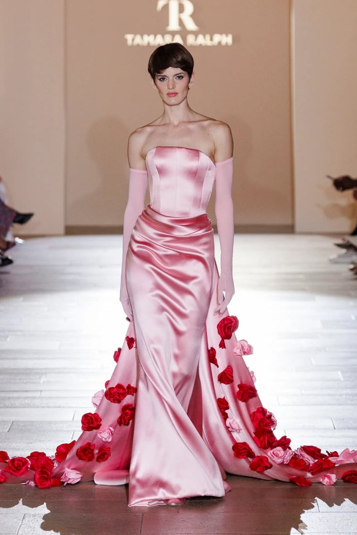 Culture Textiles, Tamara Ralph, Couture 2024, Valentino Dress, Fashion Illustration Dresses, Couture Week, Elegant Dresses For Women, June 2024, Gala Dresses