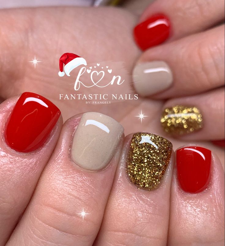 Trendy Christmas Nails 2023 Short, Christmas Dip Nail Ideas Short, Christmas Gel Nail Ideas, Thanksgiving Into Christmas Nails, Short Gel Manicure, Disney Christmas Pedicure, Short Holiday Nails Christmas, Simple Christmas Nails Short, Disney Christmas Nails Gingerbread