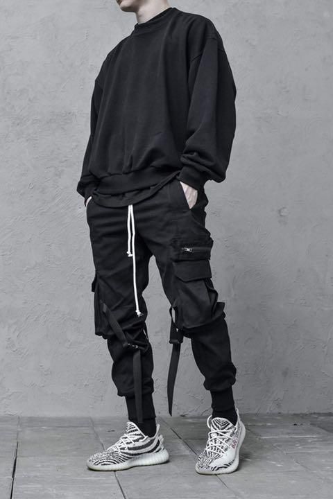 Men’s Tech Wear Fashion, Mens Clothing Styles Techwear, Male Hip Hop Fashion, Tech Gear Fashion Men, Techwear Streetwear Men, Outfit Ideas Techwear, Tech Wear Outfit Men, Casual Techwear Outfits Men, Men’s Techwear