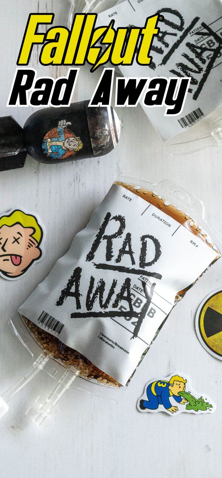 DIY Fallout Rad Away Packs Diy Fallout Costume, Fallout Party Food, Fallout Party Ideas, Fallout Cosplay Diy, Fallout Crafts, Fallout Diy Props, Fallout Diy, Nuka Cola Quantum, Fallout Party