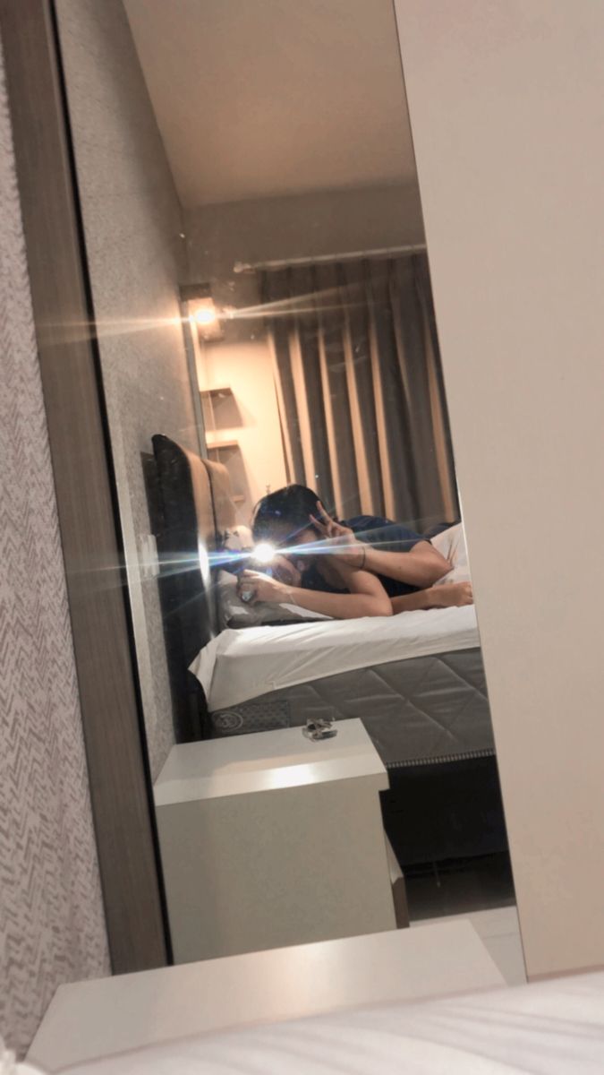 lesbi lesbian lesbians gay Oyo Room Gf Snap, Pap Di Gereja, Hotel Night With Boyfriend, Couple Hotel Room, Hotel Room Snap, Fake Couple Snaps, Bed Snap, Couple Snap, Room Snap