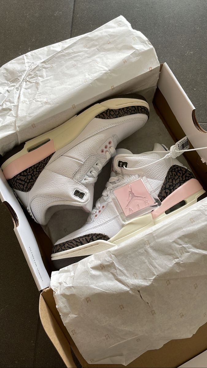 Jordan 3 Neopolitan 2022, Neapolitan Jordan 3, Jordan 3 Mocha, Jordan 3 Neapolitan, Jordan 3s, Trendy Shoes Sneakers, Dr Shoes, Pretty Shoes Sneakers, All Nike Shoes