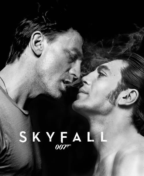 A very Sexy, homo-erotic Skyfall movie poster. =) - Imgur Xavier Bardem, Martin Schoeller, Just Right Books, Daniel Henney, Javier Bardem, Robert Mapplethorpe, Workout Posters, Travis Fimmel, Eddie Redmayne