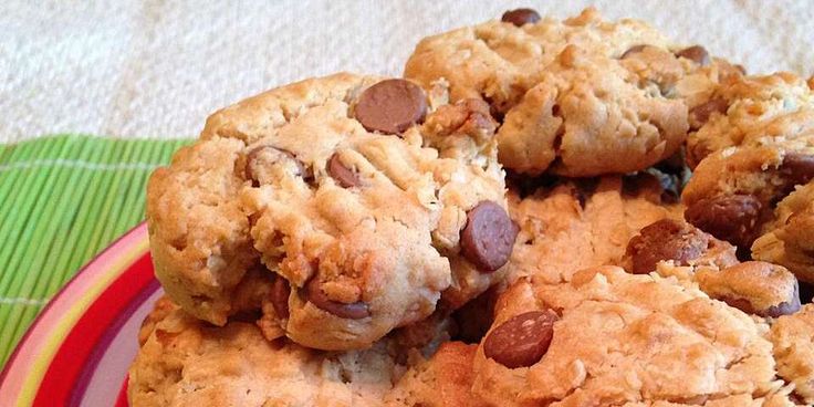 a plate with cookies and chocolate chips on it