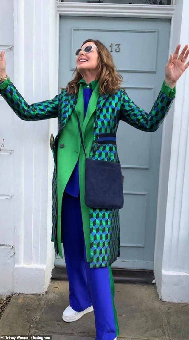 Trinny Woodall, Colour Combinations Fashion, Hijab Look, Color Blocking Outfits, Color Combinations For Clothes, Neue Outfits, Colour Blocking, Trendy Fall, Colourful Outfits