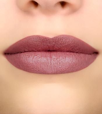 Lip Color Matte Pussycat Matte Lipstick Brands, Best Matte Lipstick, Tom Ford Lipstick, Dirt Makeup, Wedding Makeup Tutorial, Lipstick Brands, Lip Paint, Beautiful Lips, Lipstick Shades