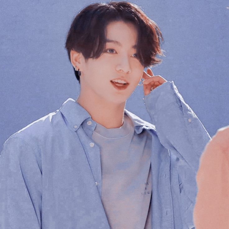 DESC. jungkook. bts. aesthetic. jungkook edits. jk. jekey. jeon jungkook. jungkook bts aesthetic. jungkook aesthetic. jungkook bts. jungkook icons. icons. edits. korean. dark. soft. kpop. bangtan sonyeondan. TAG. #jungkook #jeonjungkook #jungkookaesthetic #jungkookedits #jungkookicons #bts #aesthetic #jungkookbts #icons #edits #dark #soft #korean #kpop Jungkook 2017, Baby Blue Aesthetic, Hipster Man, Jungkook Selca, Celebrity Look Alike, Wallpaper Bts, Body Picture, Jungkook Aesthetic, Asian Celebrities