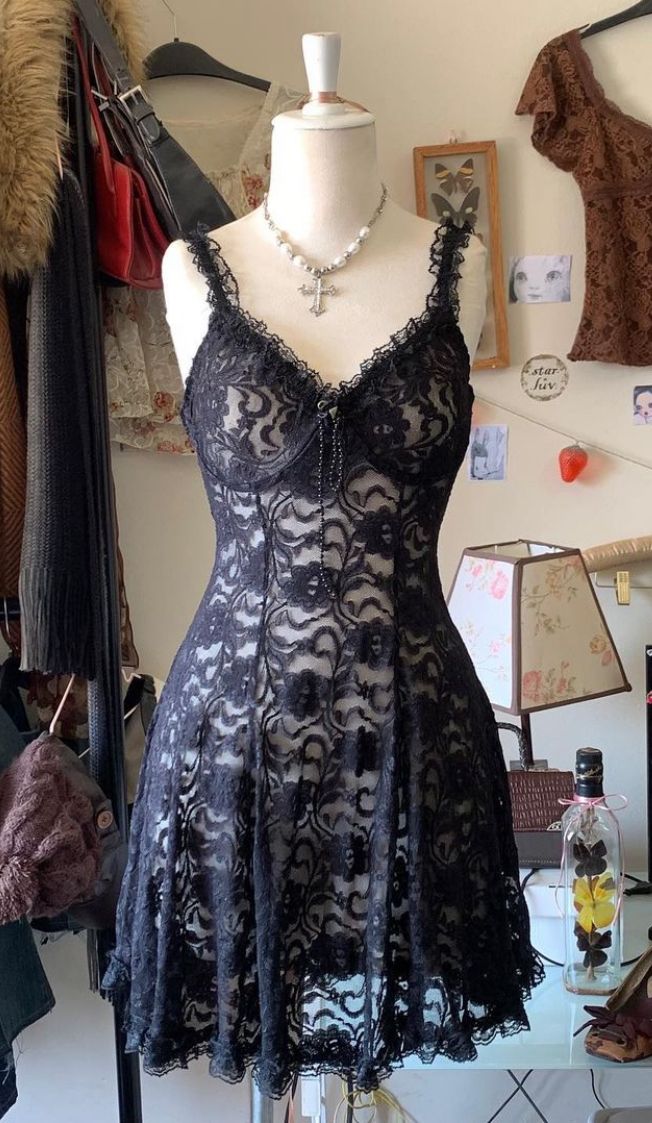 Demoncore Outfits, Different Types Of Styles, Vampy Dress, Outfit Ideas New Years Eve, Whimsigoth Dress, Goth Dresses, Lace Dress Black Short, Short Lace Dress, Black Lace Dress