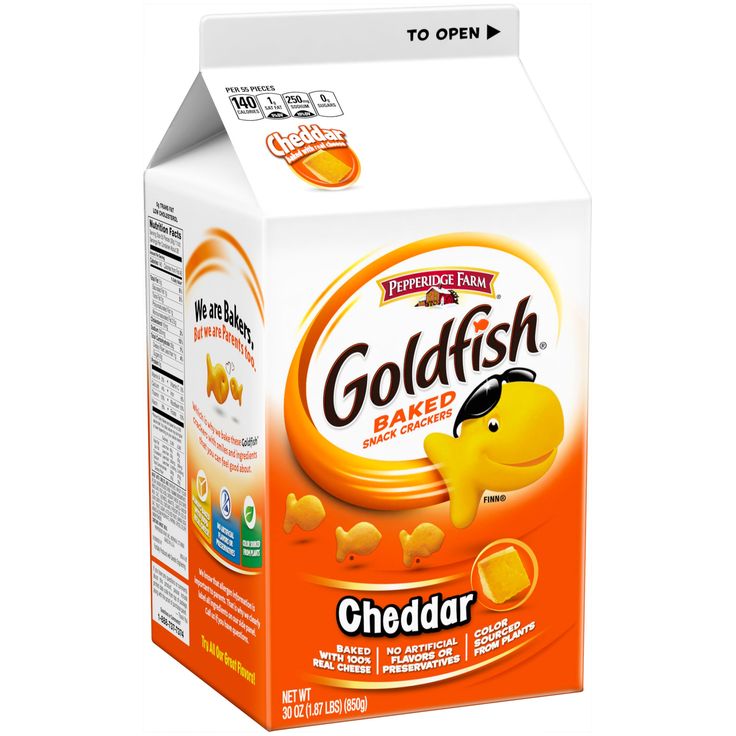 goldfish baked snack box on white background