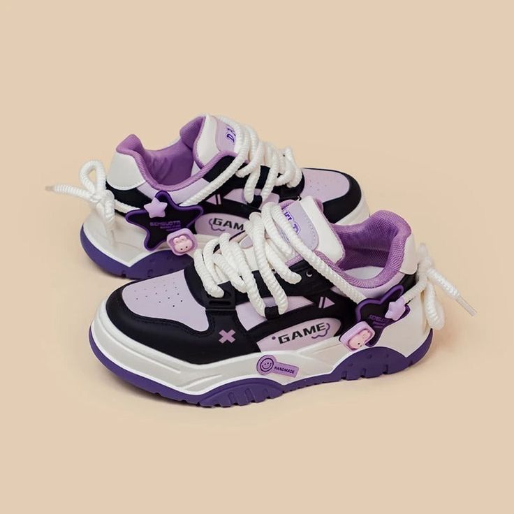 Chunky Tennis Shoes, Style Theory, Sweet Personality, Women Platform Sneakers, Y2k Shoes, Pretty Shoes Sneakers, Purple Sneakers, Cute Nike Shoes, Purple Accents