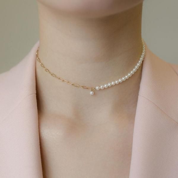 Pearl Chain Link Choker                         – POPPY FINCH U.S. Dope Jewelry, Handmade Wire Jewelry, Freshwater Cultured Pearls, Girly Jewelry, Bijoux Diy, Pearl Chain, Simple Jewelry, Magpie, Stylish Jewelry